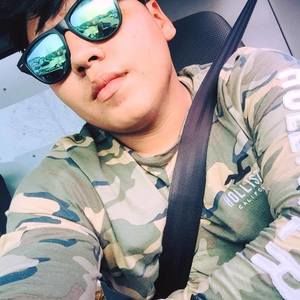 Meet your Posher, Erick